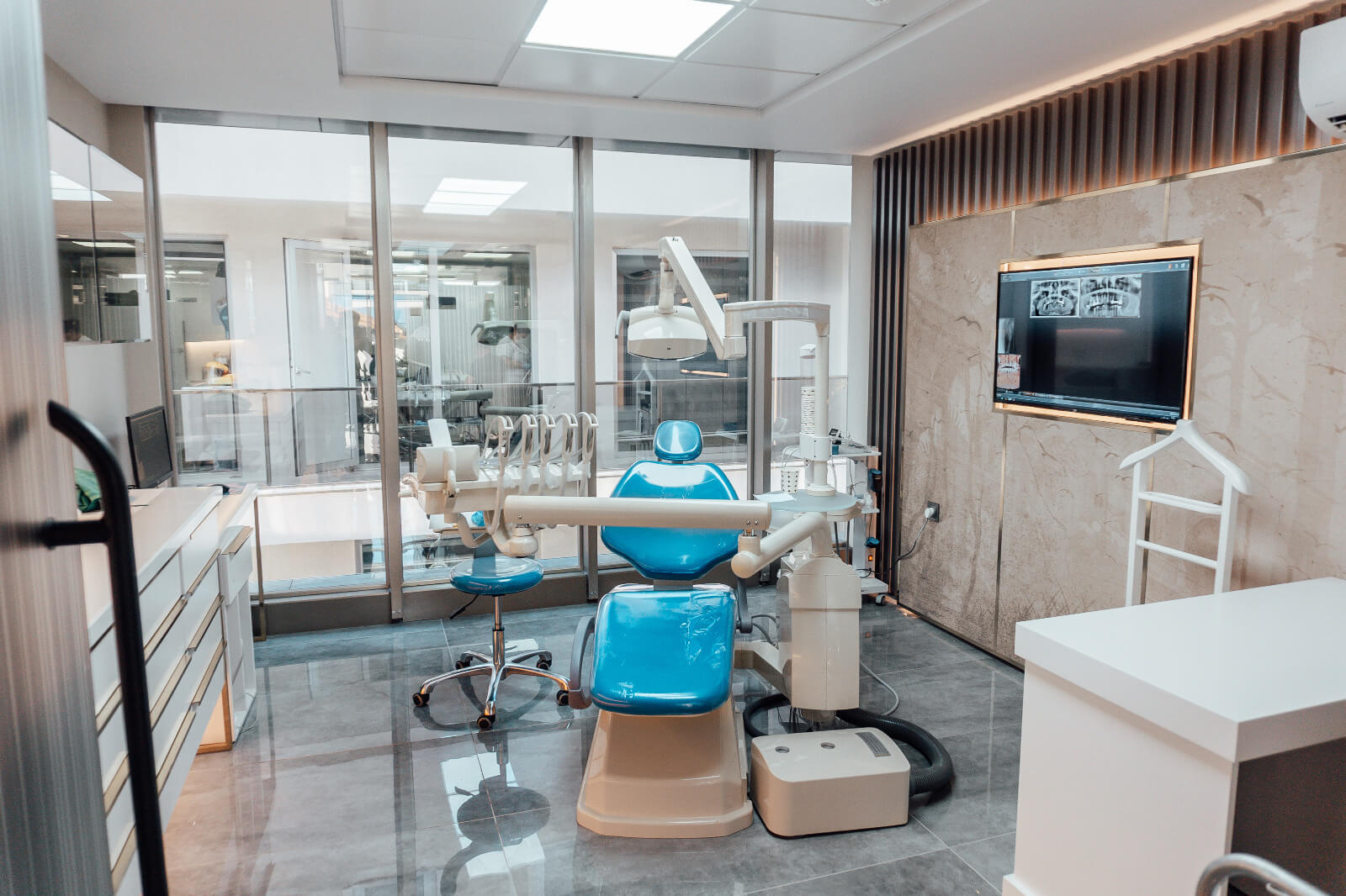Aesthetic Dentistry: A Ultimate Guide for Everything Need to Know